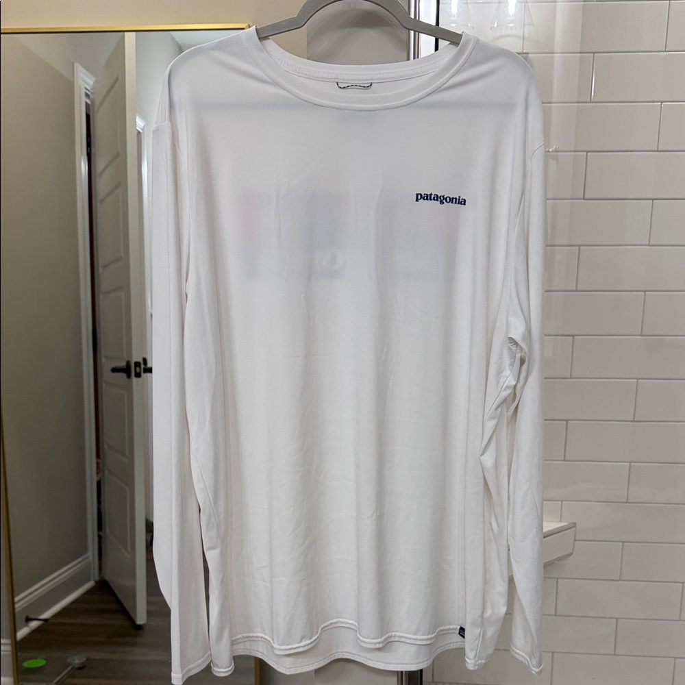 Patagonia Men's Classic White Long Sleeve Tee